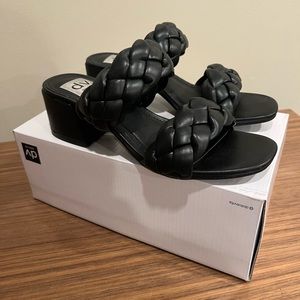 Dolce Vita Stacey Braided Strap Block Heel (Black)          * Like New*